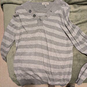Grey Le Cheateau, XL Button Up Sweater
